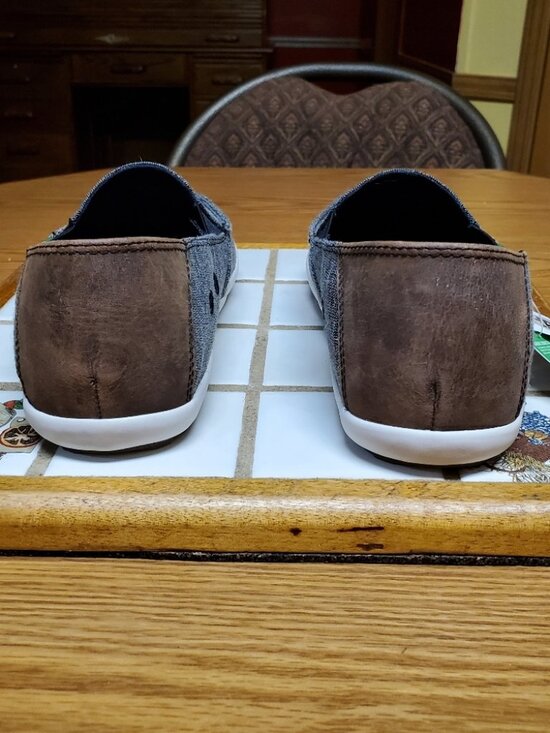Men\'s Sanuk Casa Slip On Gray w/Brown Buffalo Leather Heel Sz 7 New wTags main image 9